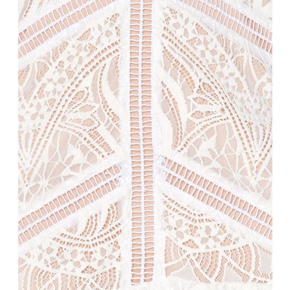 White Lace Backless For Love and Lemons Dress - Picture 6 of 11